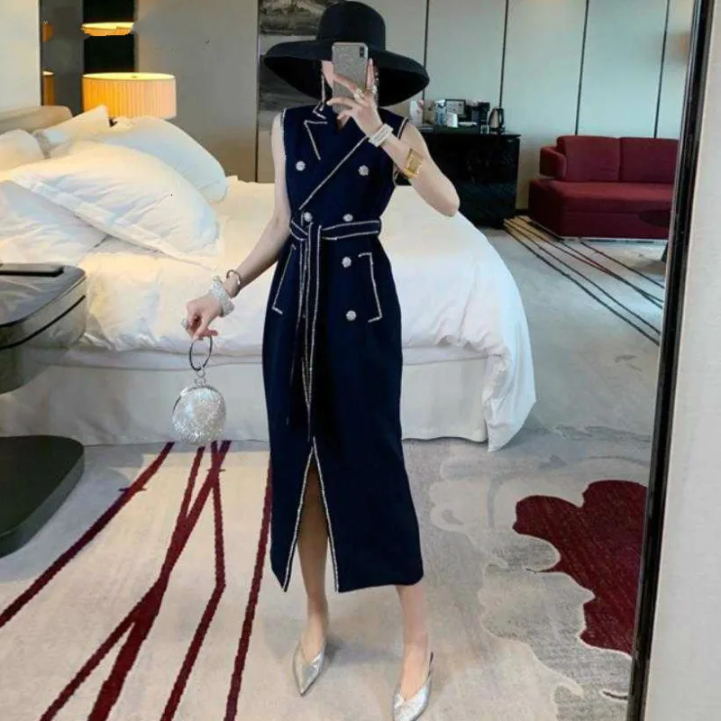 

2019 New Summer autumn Fashion Women Dress Turn-down Collar Double Breasted High Waist Long Sleeveless Vest FASHION women E889