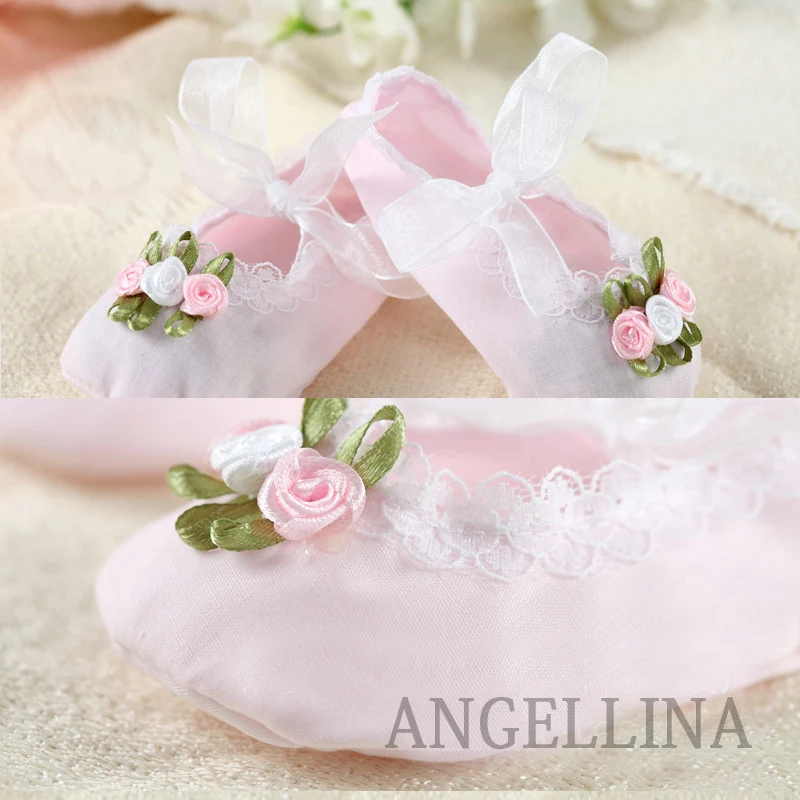 Exporting Europe. Baby shoes. Pure cotton. Baby cloth shoes. Baby boot. princess shoes Hand-made roses. baby hair band