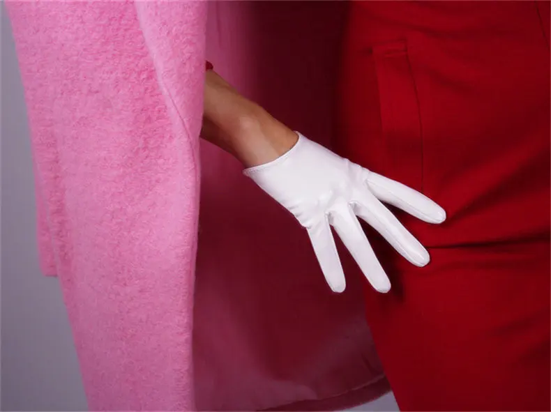 Лакированная Кожа PU перчатки женские короткие Стиль 16 см Синтетическая кожа женские замшевые перчатки Косплэй Имитация натуральной кожи P36