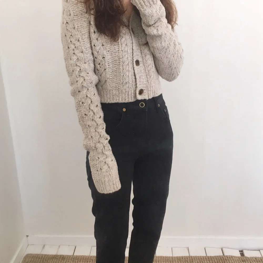HziriP Vintage All-Match V-Neck Sexy Cardigans Twisted Hollow Out Fashion Slim Loose Knitted Women Casual Tops Short Sweaters