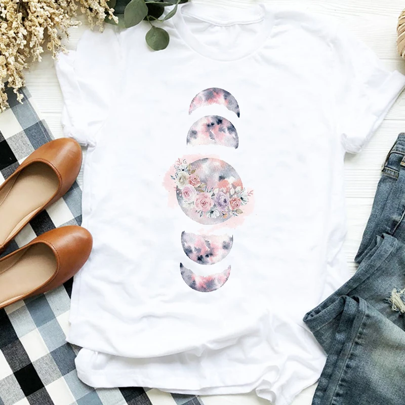 Женская мультяшная Милая полосатая футболка в стиле 90 х с изображением Луны и