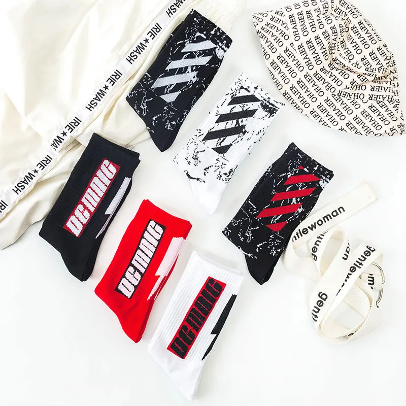 Harajuku Men's Sock ship hop Cool Funny Skate Socks New Fashion personality lightning letter Casual Men Long Crew Cotton socks