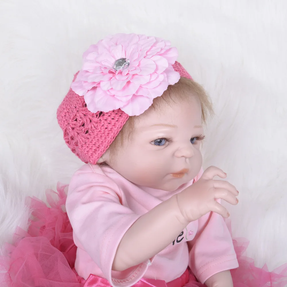 

AliExpress Hot Sales Reborn Baby Doll Model Infant Doll Christmas Gift