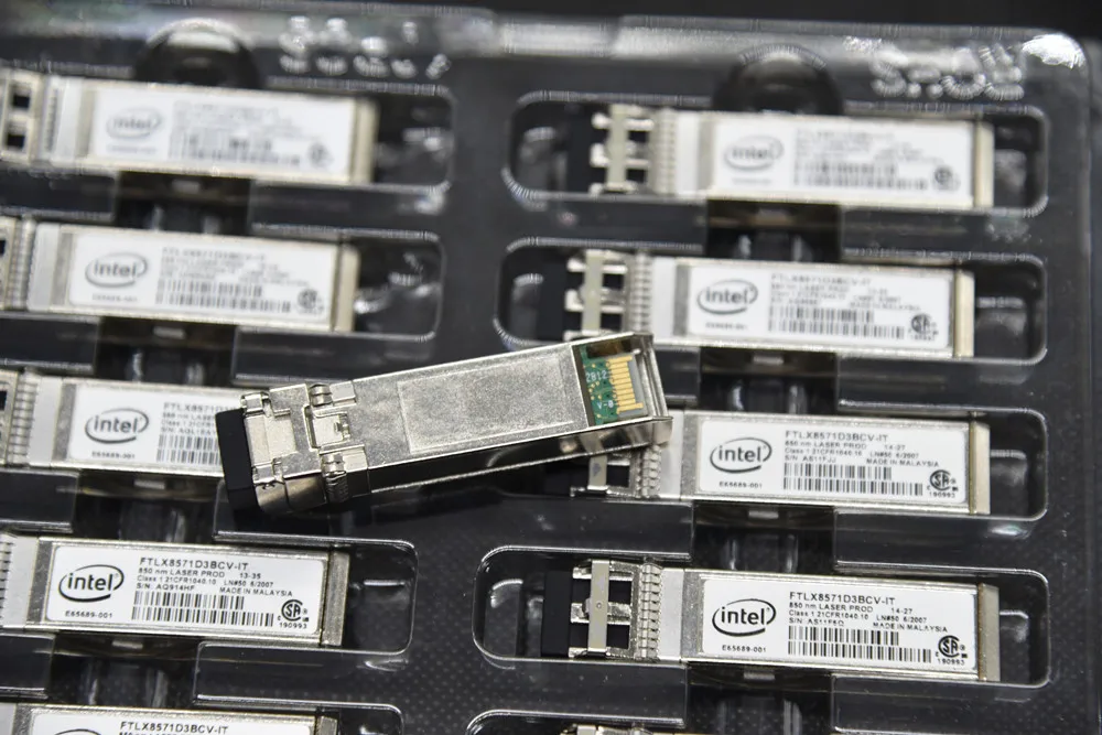 Приемопередатчик INTEL E10GSFPSR трансивер с многомодовым диапазоном 300 м 10G 1/3kjn/0/r8h2f SFP +