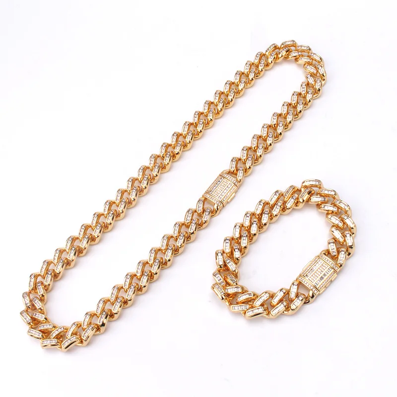 16510530081_817257084