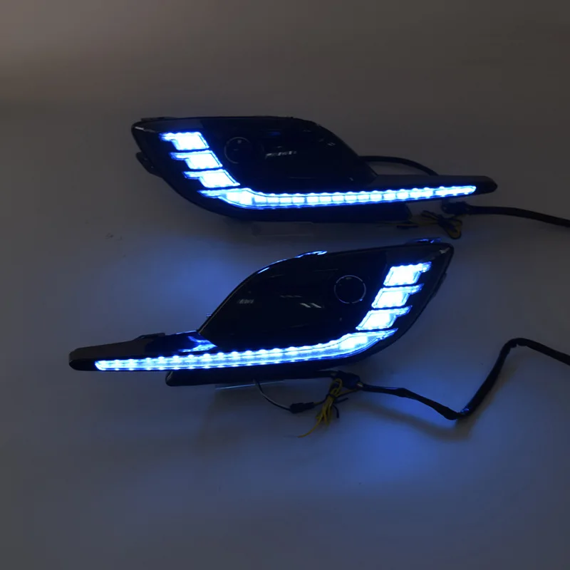 

17-New Mazda 3 Ocamar Sierra Only Daytime Running Lamp Modified Three-Color Streamer Steering LED Daytime Running Light