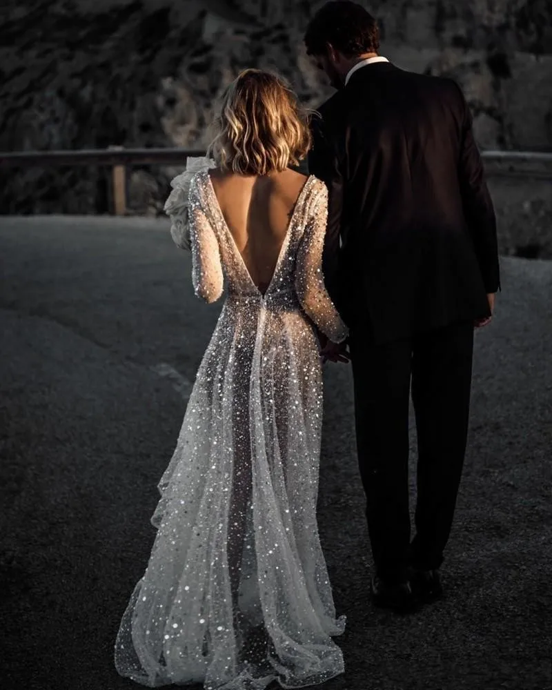 stunning-long-sleeve-a-line-wedding-dresses-sheer-neck-sparkly-sequined-beach-bridal-gown-sexy-vestido-de-novia (1)_conew1