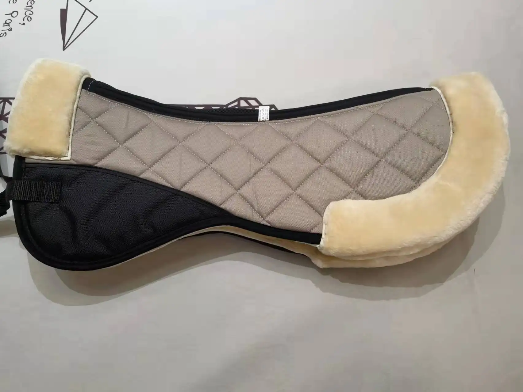 Platinum Horse Saddle Pad Sweat Pad Horse Riding khan Mats Equestrian Comprehensive Sweat Pads