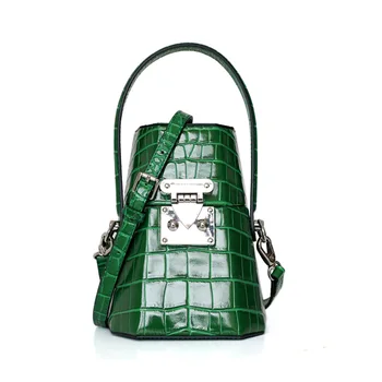

Luxury Hand Bag for Women 2020 Crocodile Suitcase Shape Tote Fashion Mini Luggage Bag Women Famous Brand Clutch Bag Mini Box Bag