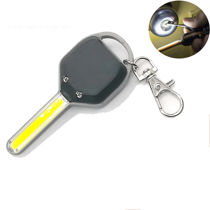 Silver Мини светодиодный фонарик, мини, в форме ключа фонарик для ключей, аварийный фонарь для кемпинга, оборудование для кемпинга, инструменты для выживания - Цвет: Silver