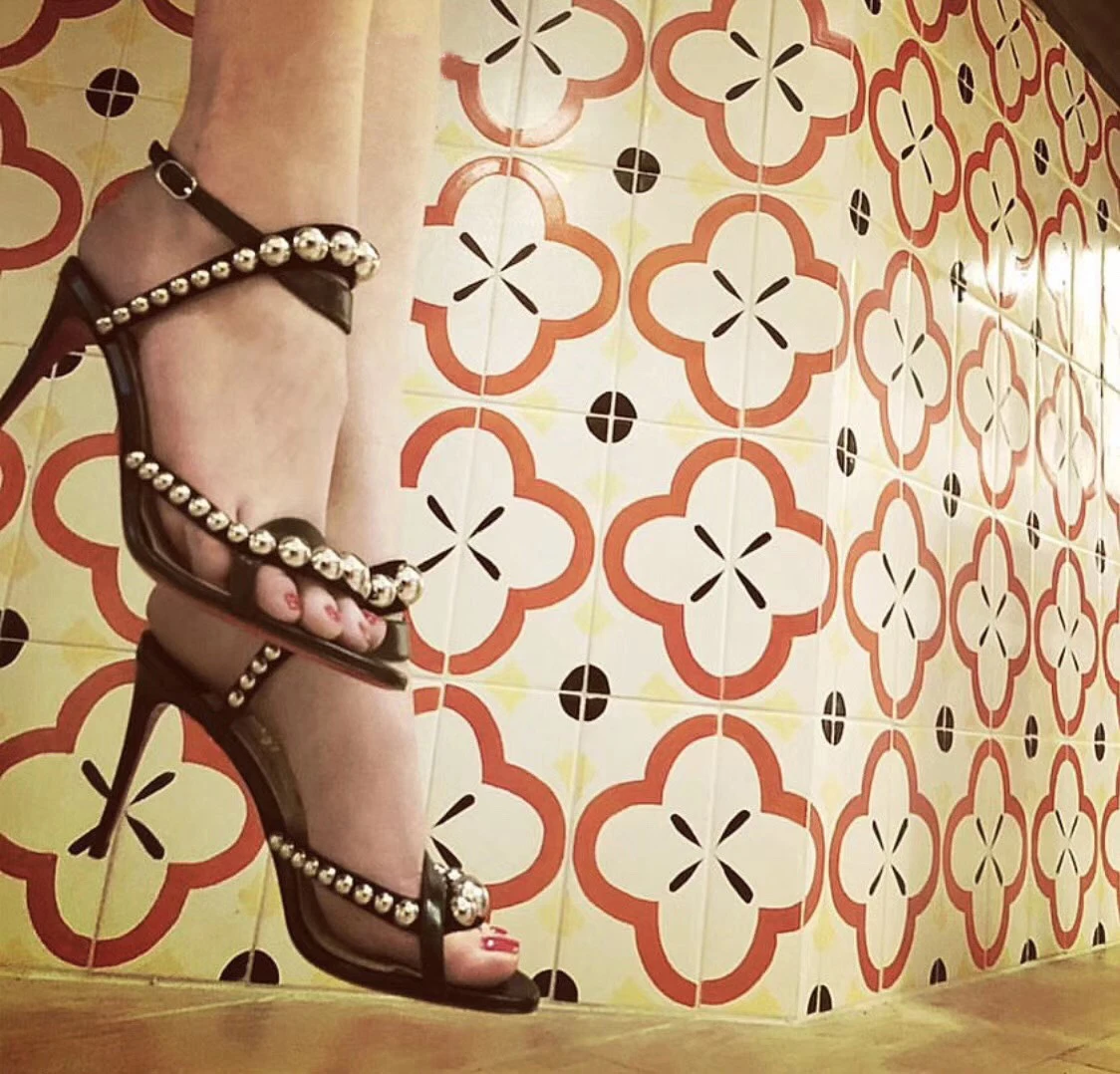 New Europe and the nail bead arc with heel high-heeled sandals