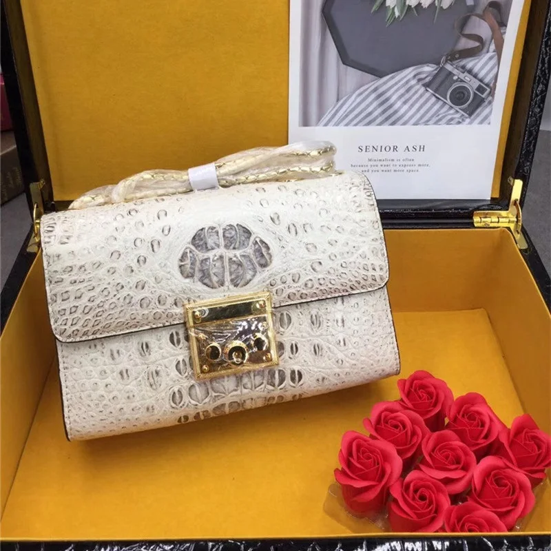 Petit sac exotique en crocodile | Sac à rabat en véritable alligator | Épaule chaîne