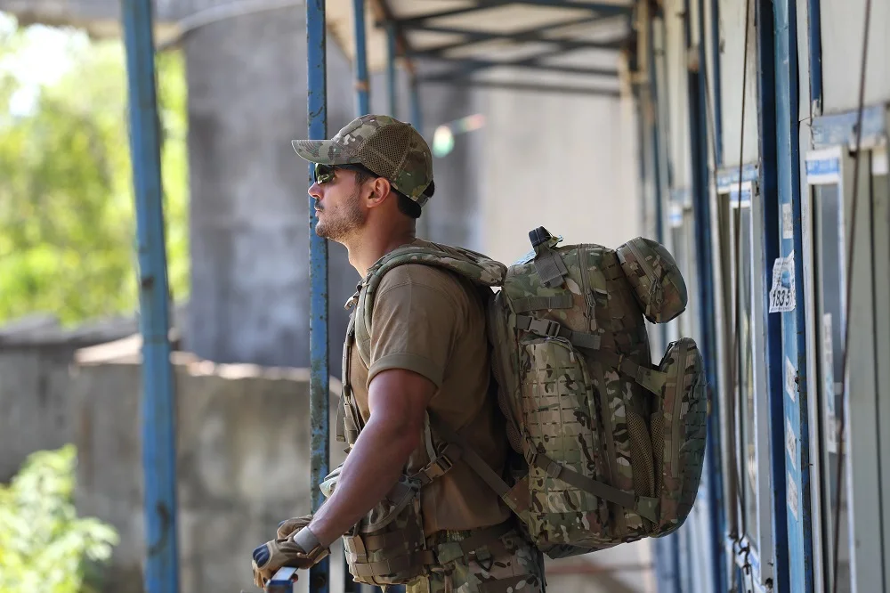 What Do Soldiers And Marines Carry In Their Backpacks?, 46 OFF