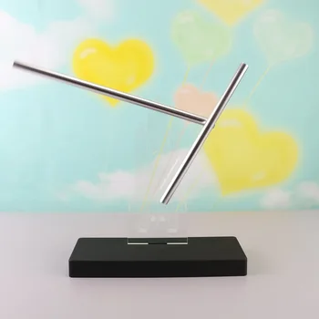 

Creative Perpetual Instrument Iron Man Electromagnetic Pendulum Home Desktop Decoration Ornament Magnetic Figurine Miniature