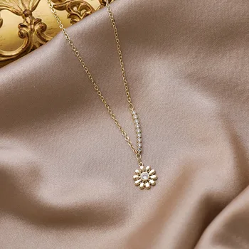 

Little Daisy Petal Necklace Women's 2020 New Style Fashion Clavicle Necklace Online Celebrity Elegant Cool Pendant Ornament