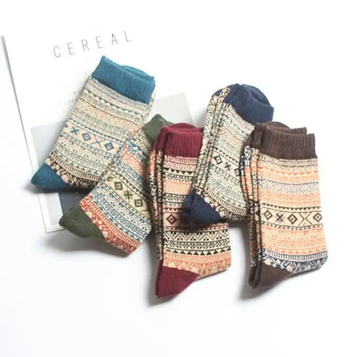 Men Winter Warm Thicken Breathable Comfortable Middle Tube Multicolor Casual Pack of Socks