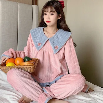 

Winter New Pink 2PCS Pajamas Suit Young Lady Casual Home Clothes Cute Ruffles Thicken Warm Sleepwear Coral Velvet Warm Nightwear