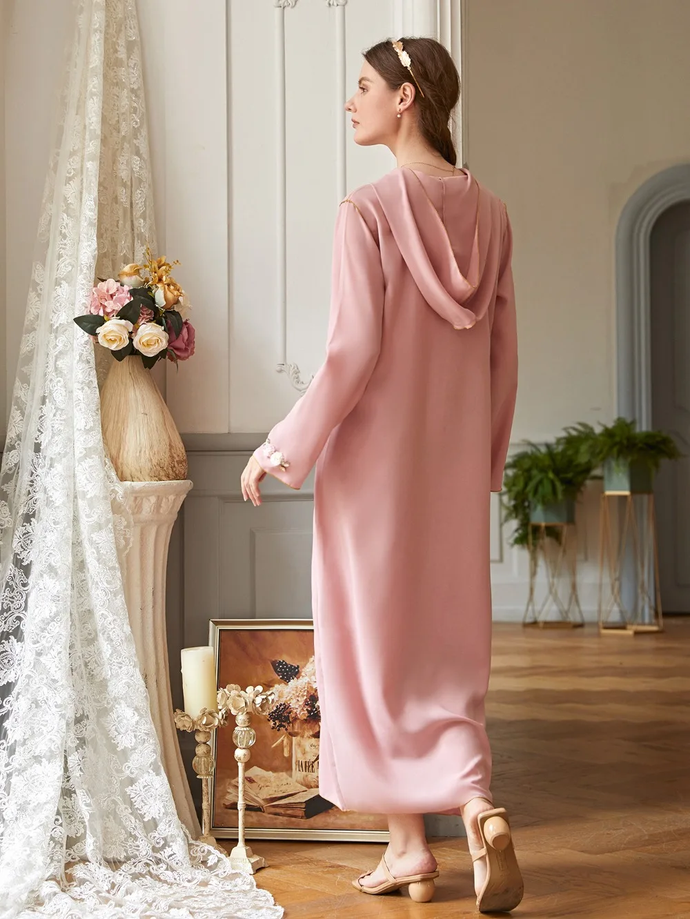 20320254624_341398406