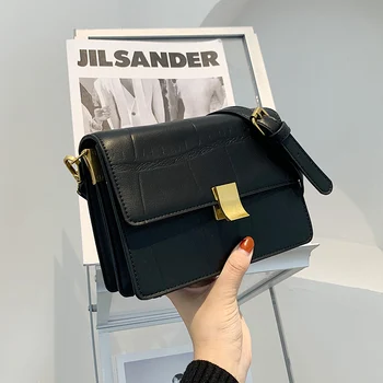 

Popular Hong Kong Style Retro Women's Pouches 2020 Autumn and Winter New Fashionable All-Match Shoulder Messenger Bag
