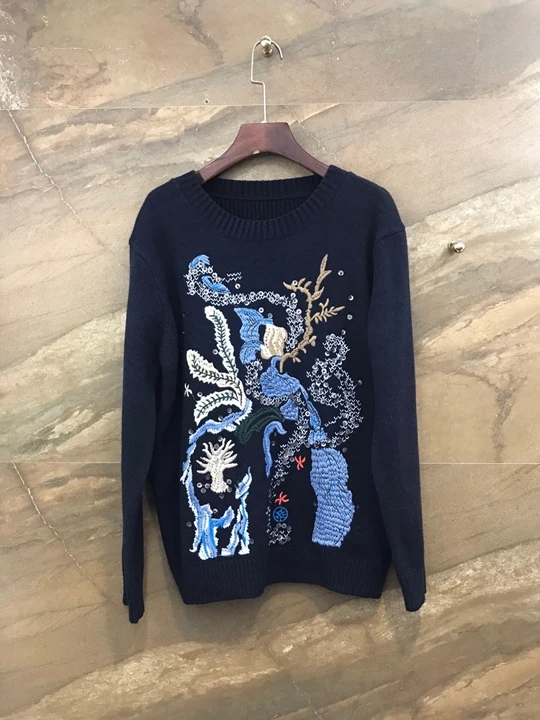 

2019 Early autumn new women's round collar embroidery pattern matching decorative long-sleeved sweater knitted sweater 915