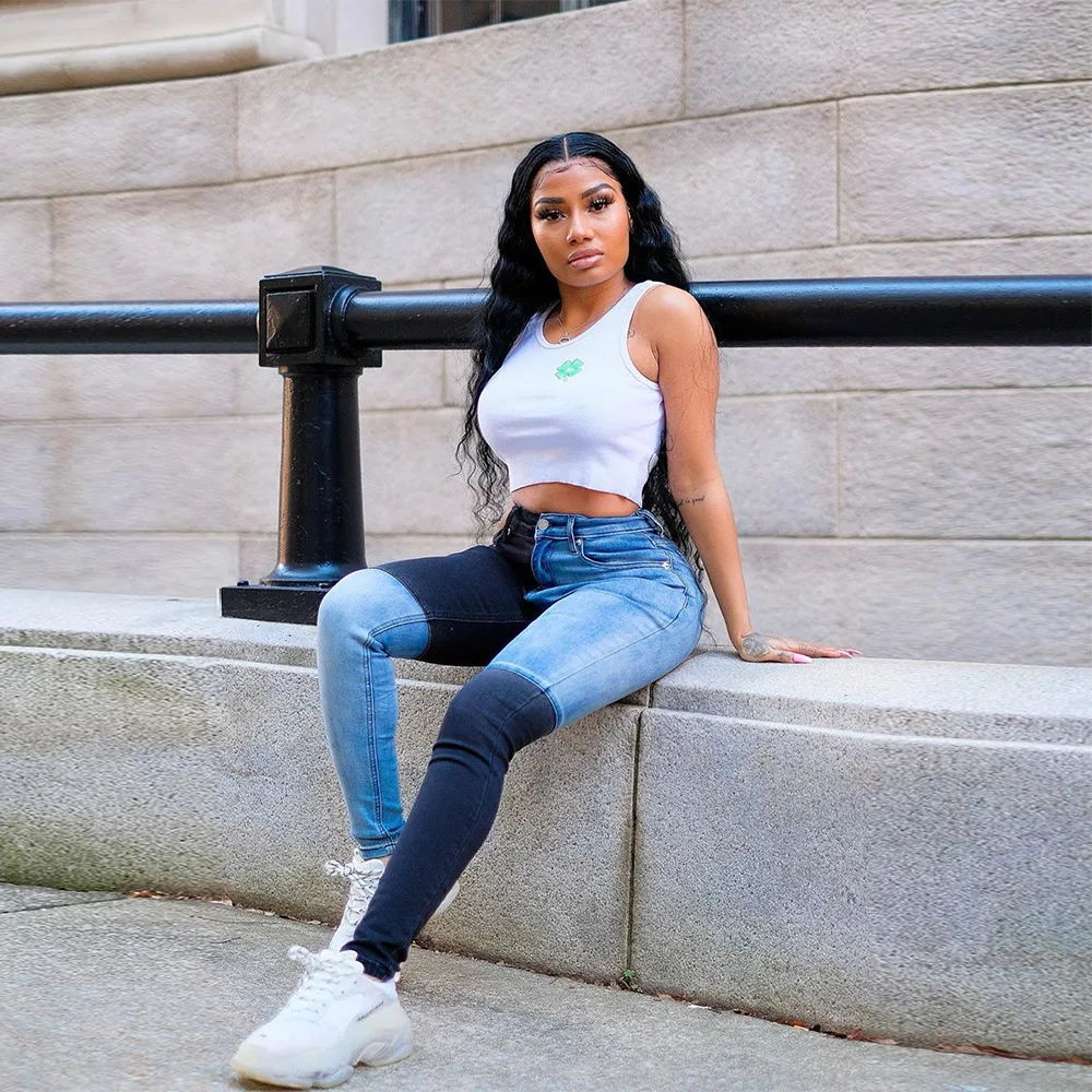 Women Jeans Contrasting Color Stitching 