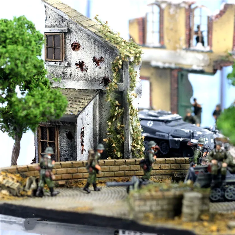 new grass ho train layout02