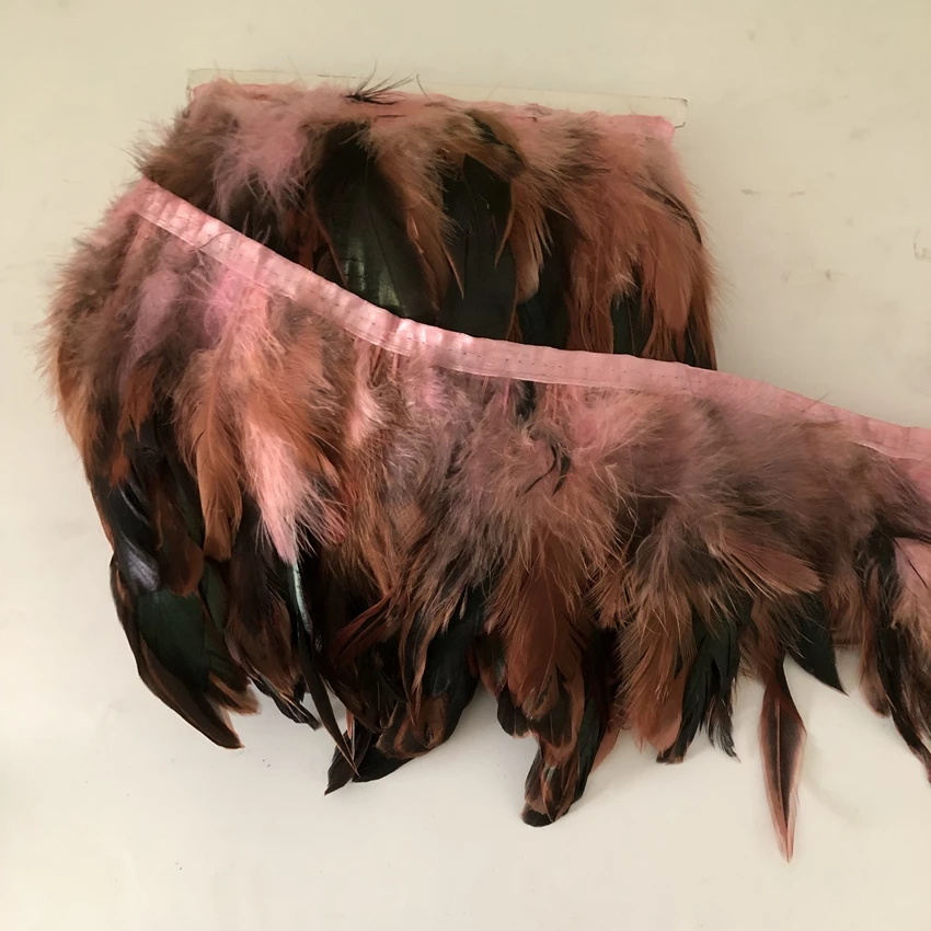 

Price Of 2M Dyed Pink Rooster Coque tails Feather Trims 10-15CM Width Natural Chicken Feathers Ribbons Crafts Lace Belt Decorate