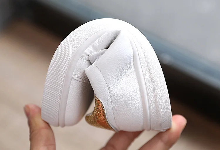 16176855924_2067024571