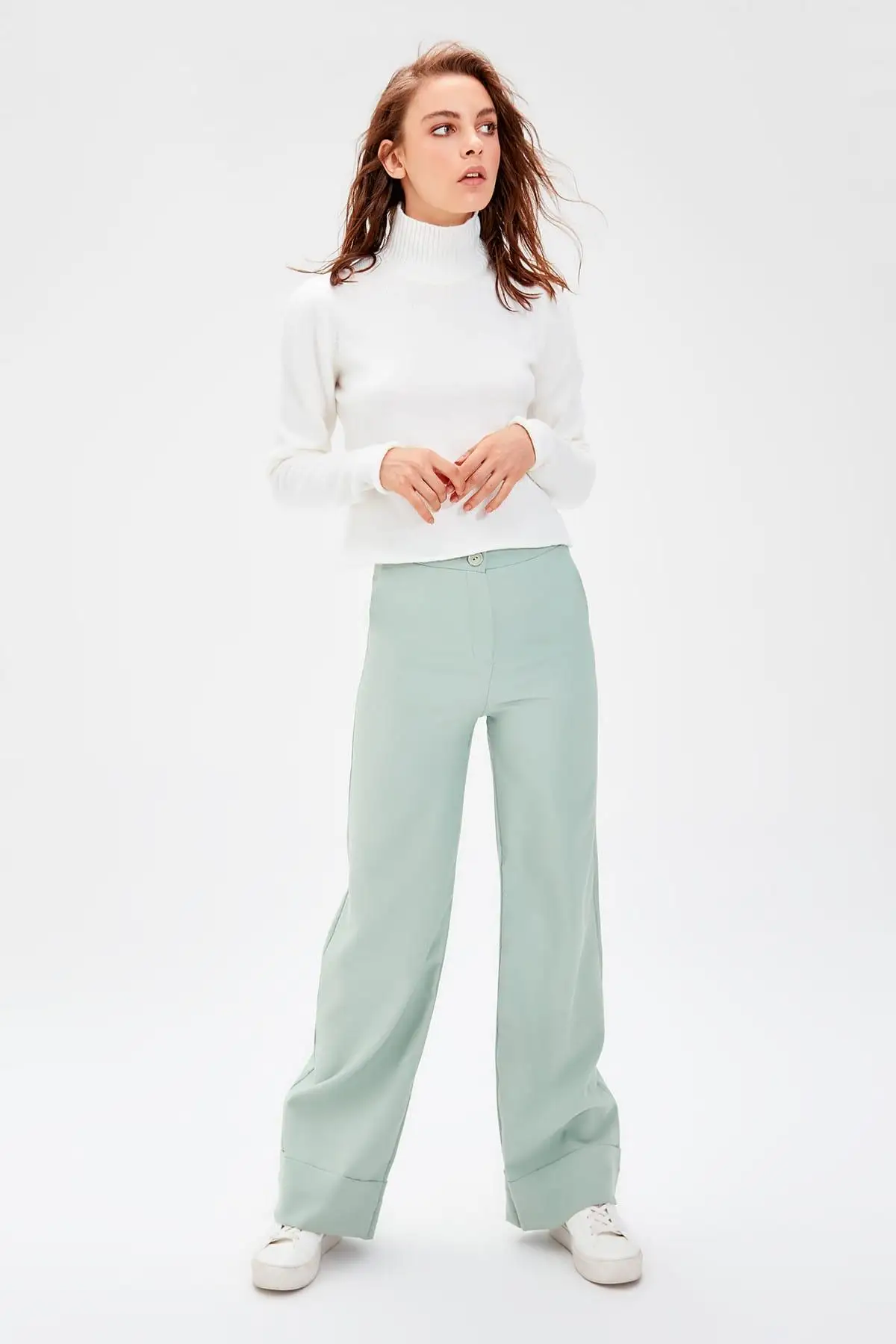 Trendyol Мятные испанские брюки с колокольчиками TWOSS19ST0179
