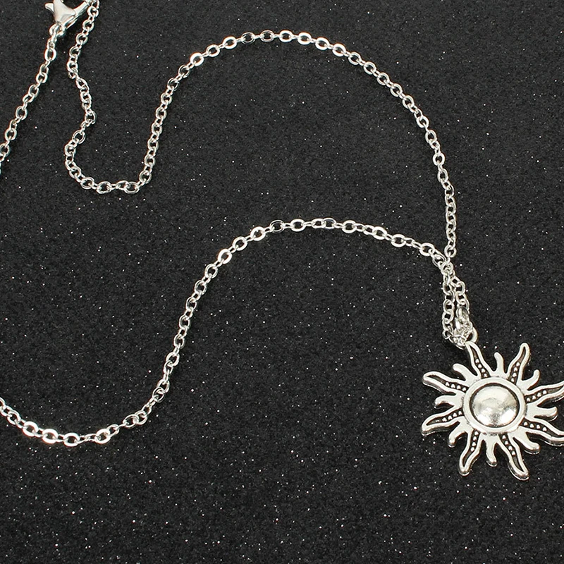 Simple Necklace for Women Men gift Vintage Alloy Sun Pendant Long Cross Chain Necklaces Minimalist Jewelry Wholesale New hot