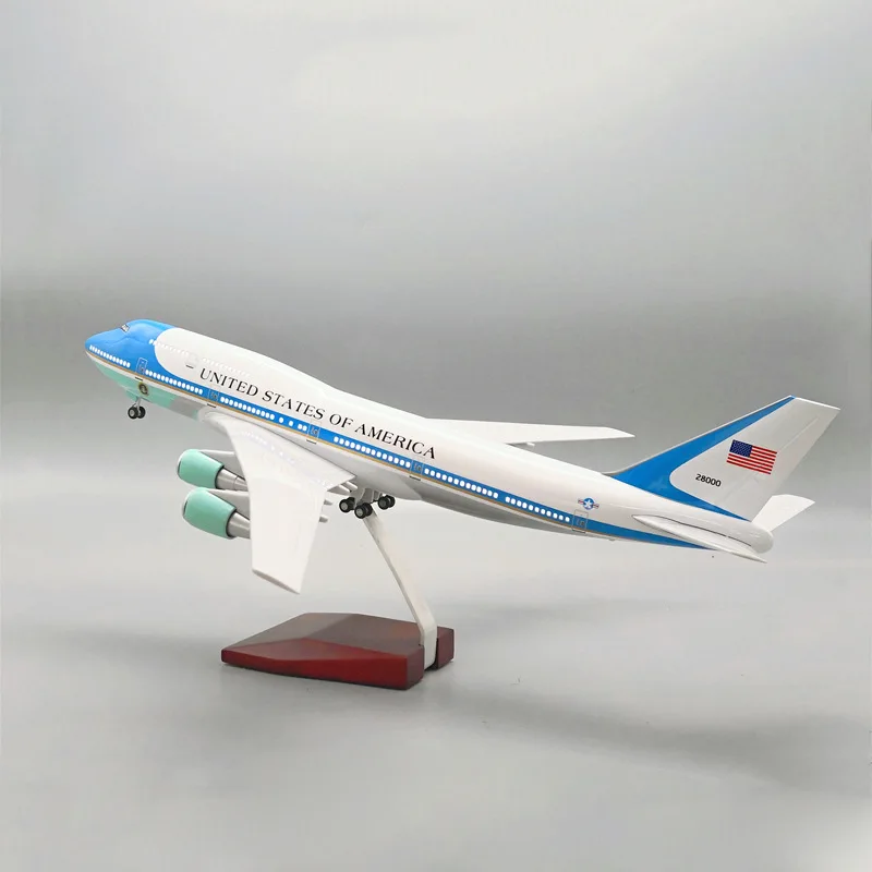 

47CM Airplane Model Toys B747 Air Force One Aircraft Model WLight and Scale Diecast Plastic Resin Alloy Plane