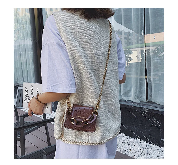 

Temperament crocodile pattern bag female 2019 senior sense portable small square bag