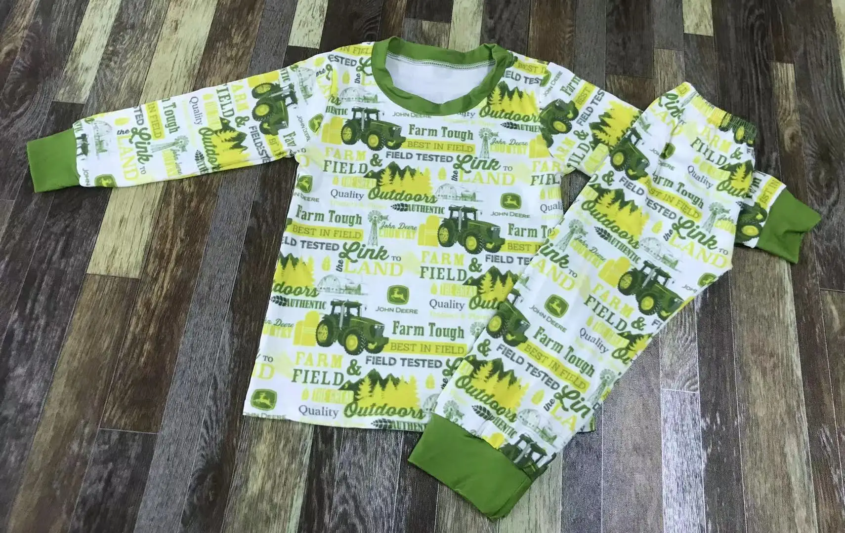 Boutique Hot Cute Green tractor printing print Children Pajamas