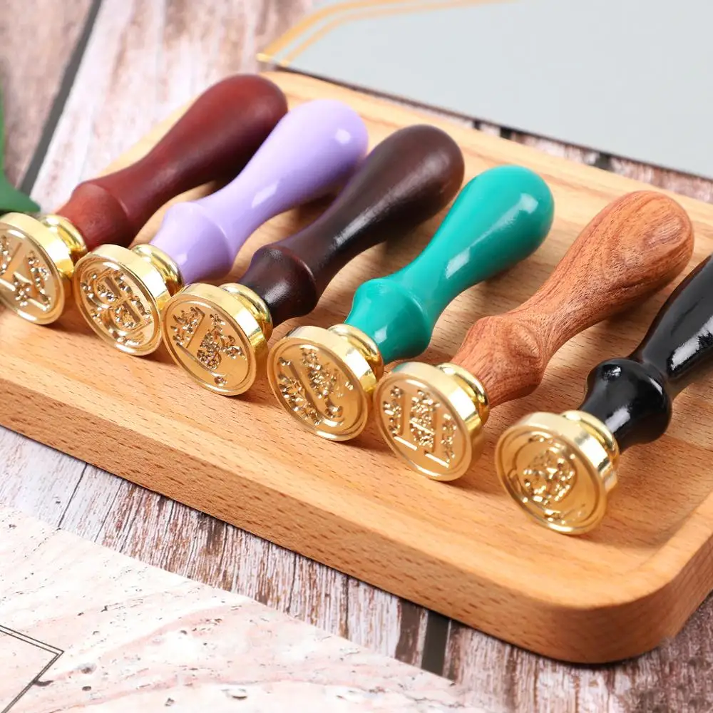 JIANWU 1pc Creative Letter Fire Paint Seal Handle and Copper Head Stamps Sealing Wax Card Making DIY Journaling Stationery afbeelding