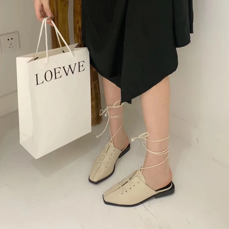 

New Retro Style Square Toe Sandals Cross Tied Lace Up Flats Slippers 3 Colors Fashion Casual Ladies Shoes Ankle Strap Roman Shoe