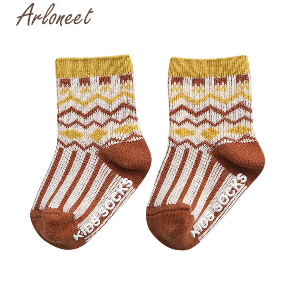ARLONEET/Носки для новорожденных Нескользящие хлопковые носки для маленьких девочек и мальчиков с принтом героев мультфильмов для девочек г., осенне-зимние носки для мальчиков кроссовки