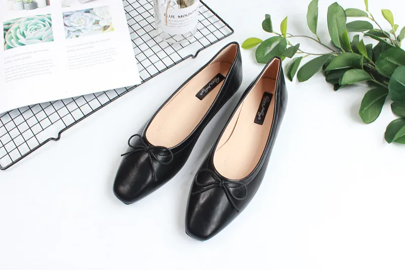 Ladies Shoes Square Toe Flats Slip on Casual Boat Shoes New Women's Flat Loafer Autumn Women Shoes Black Red Zapatos Mujer