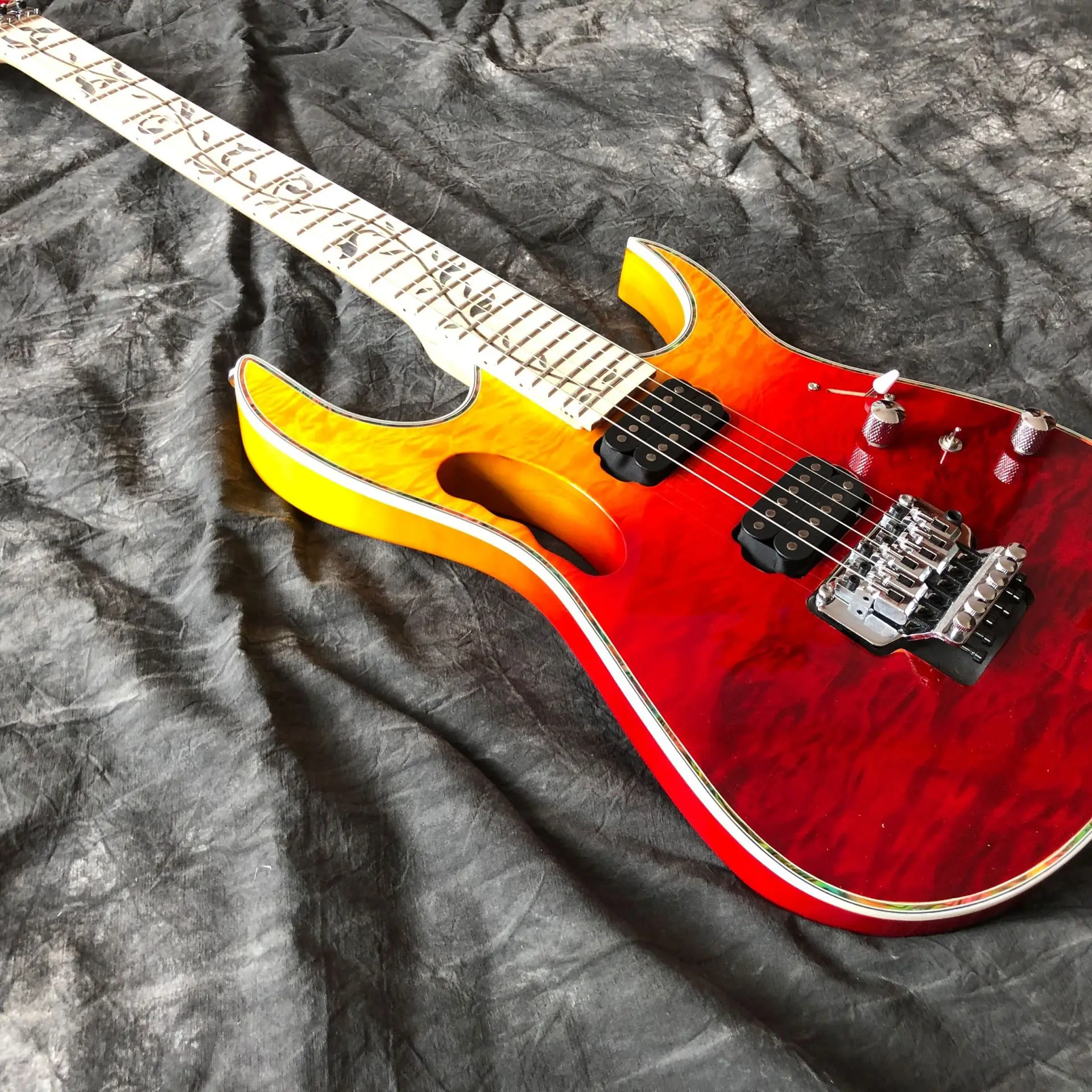 Стиль ручной работы 6 струн электрогитара, Пламя Топ gitaar, клен гриф, гитара из красного дерева