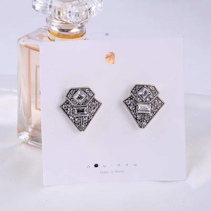 

Stud Earring New Fashion Simple Design Glass Geometric Earring Jewelry Accessory