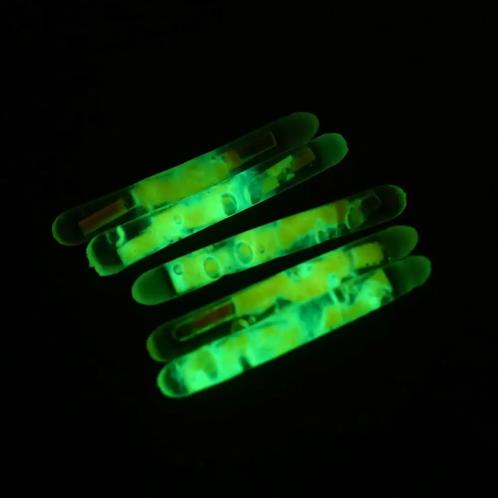 

50Pcs Fluorescent Stick Light Fishing Float Lightstick Night Glow Clip