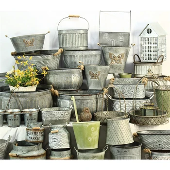 

Retro American storage box antique old iron flower pot succulent metal fruit basket country style home accessories