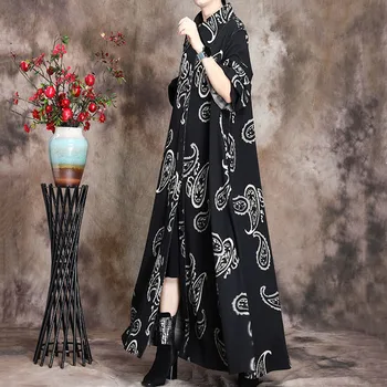 

2020 Autumn The New Women's Cothing Retro Printing Loose Large Size Long Coat Outside Temperament Thin Knee-Length Trench Coat