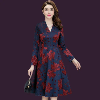 

2020 Spring Autumn New Classic V-neck Big Code Designs Middle Aged Female Noble Elegant Temperament Fashionable Mother Dresses