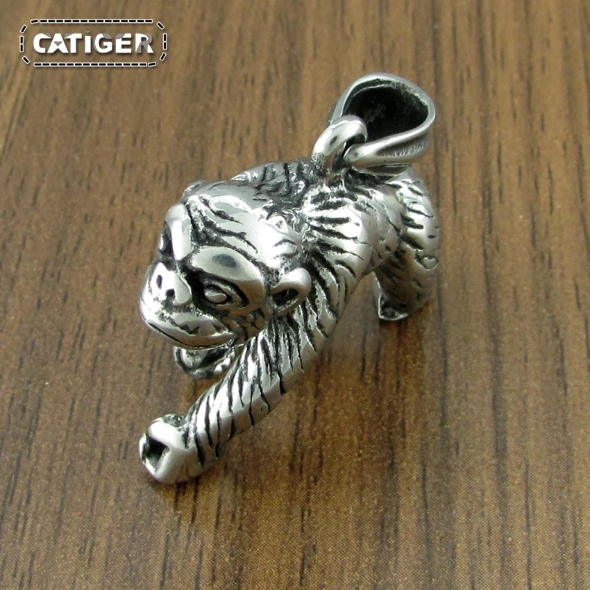Free Shipping Fashion316L Stainless Steel Gorilla Necklace  Classic animal Orangutan Pendant Jewelry 2