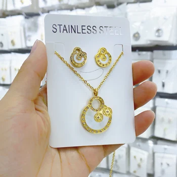 

Stainless steel jewelry round pendant for mother gift metal chain for women necklace earrings pendant set accessories wholesale