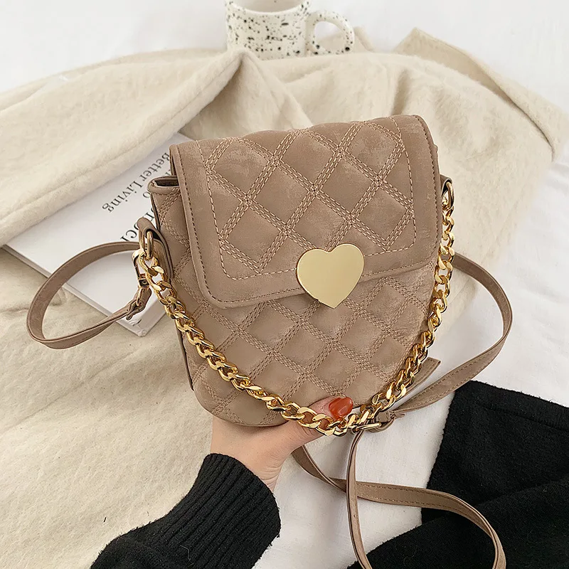 

Lingge embroidery thread ladies small bag 2020 autumn and winter new trendy fashion all-match messenger bag portable bucket bag