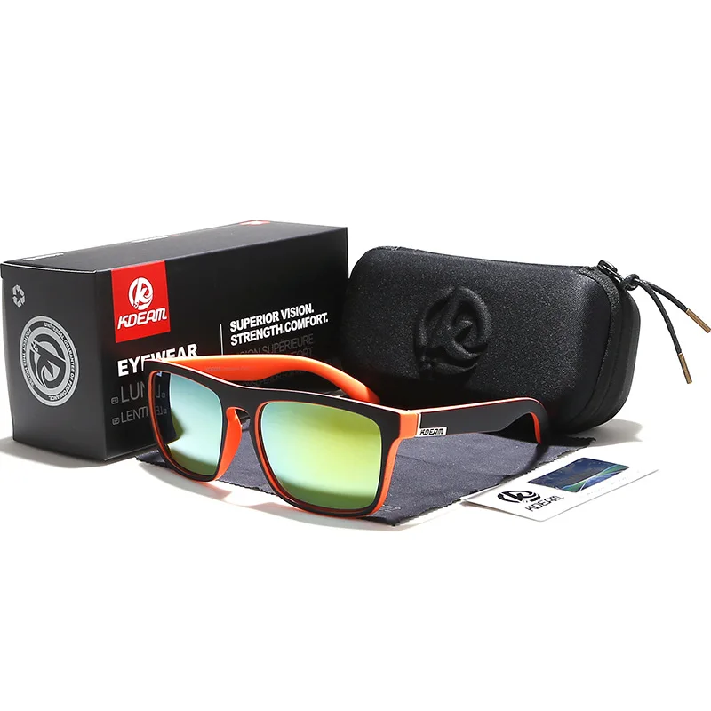 7632981065_619725360