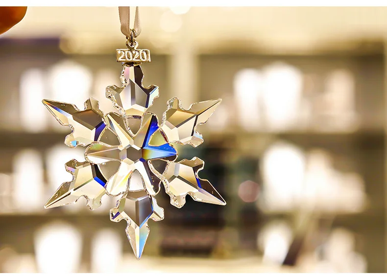 2020 Crystal Snowflake Car Pendant Glass Snowflakes Decor Suspension Ornaments Sun Catcher Shining Star Hanging Trim Xmas Gifts