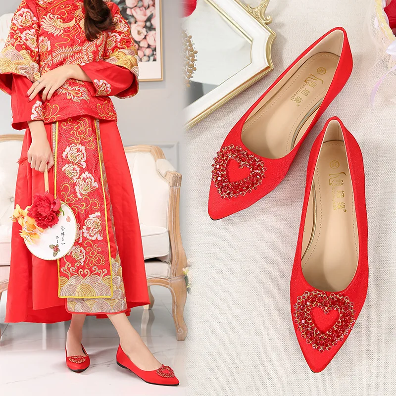 

Chinese Style Rhinestone Buckle Thin Heeled Semi-high Heeled Xiu Shoes Wedding Shoes Pointed-Toe Bridal Shoes Wedding Shoes Cheo