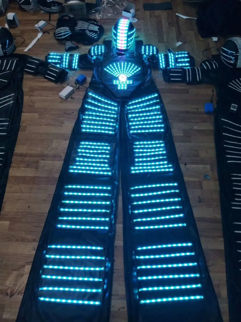 LED Robot LED Costume Light suits programmazione controller set casco Halloween cosplay nightclub abbigliamento